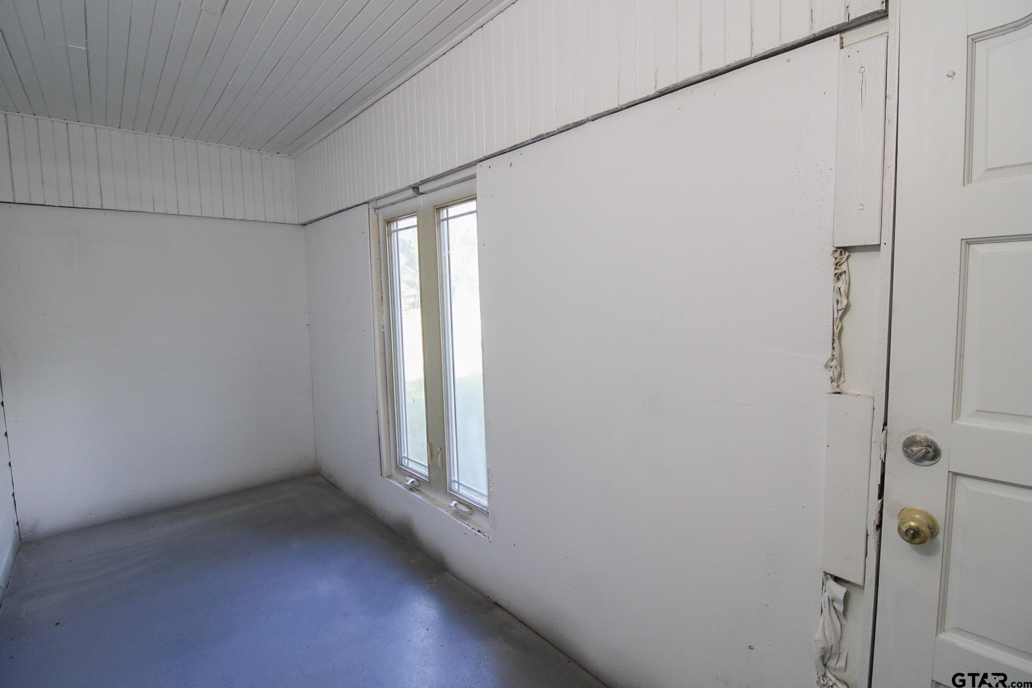 407 Pace Street Naples, TX 75568 - Photo 21 of 31 a view of a small space