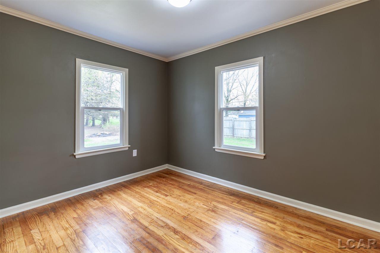 1062 Moore Road Adrian, MI 49221 - Photo 18 of 27 31378533-17.JPG