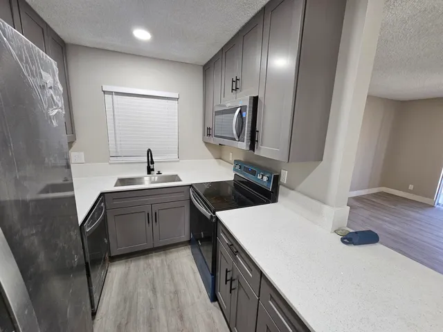 $2,100 | 1301 Northwest 12th Avenue, Unit 415A, Boca Raton, FL 33486