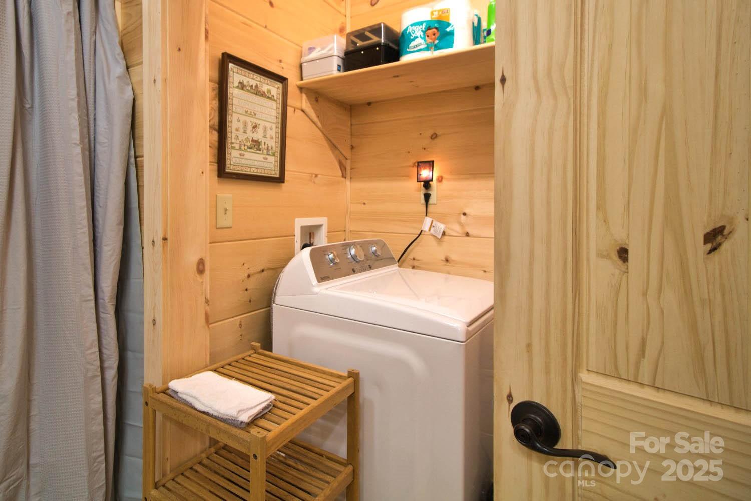196 Moriah Drive Rutherfordton, NC 28139 - Photo 11 of 21 a bathroom with a sink and a mirror