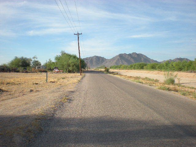 15941 North Warren Road Maricopa, AZ 85139 - Photo 2 of 5 Mountain Views