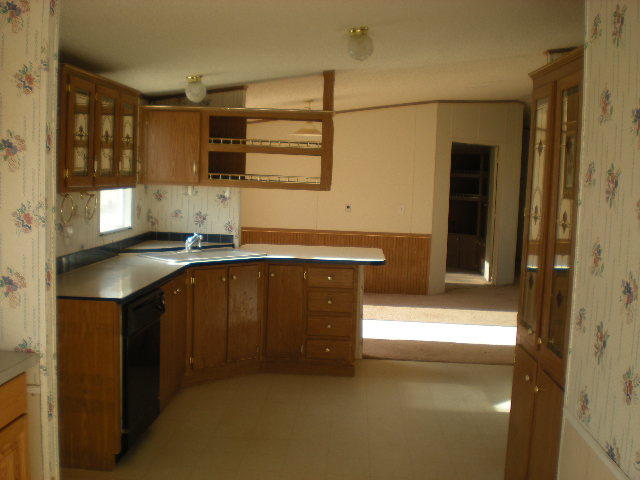 15941 North Warren Road Maricopa, AZ 85139 - Photo 4 of 5 Kitchen