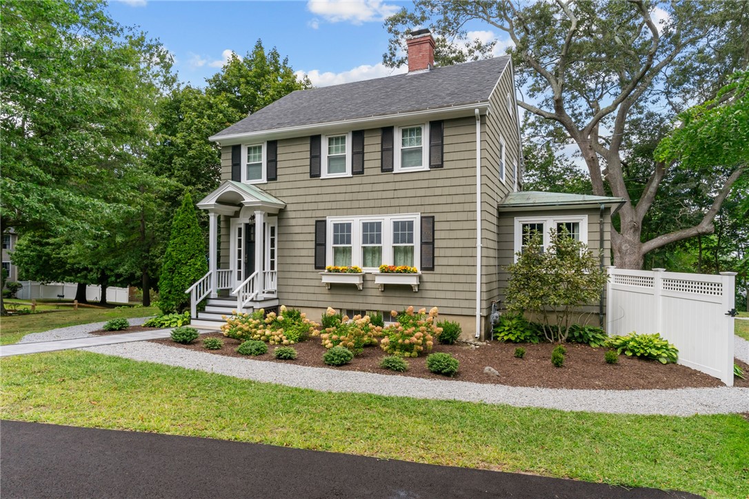 97 Cowesett Road Warwick, RI 02886 - Photo 3 of 48
