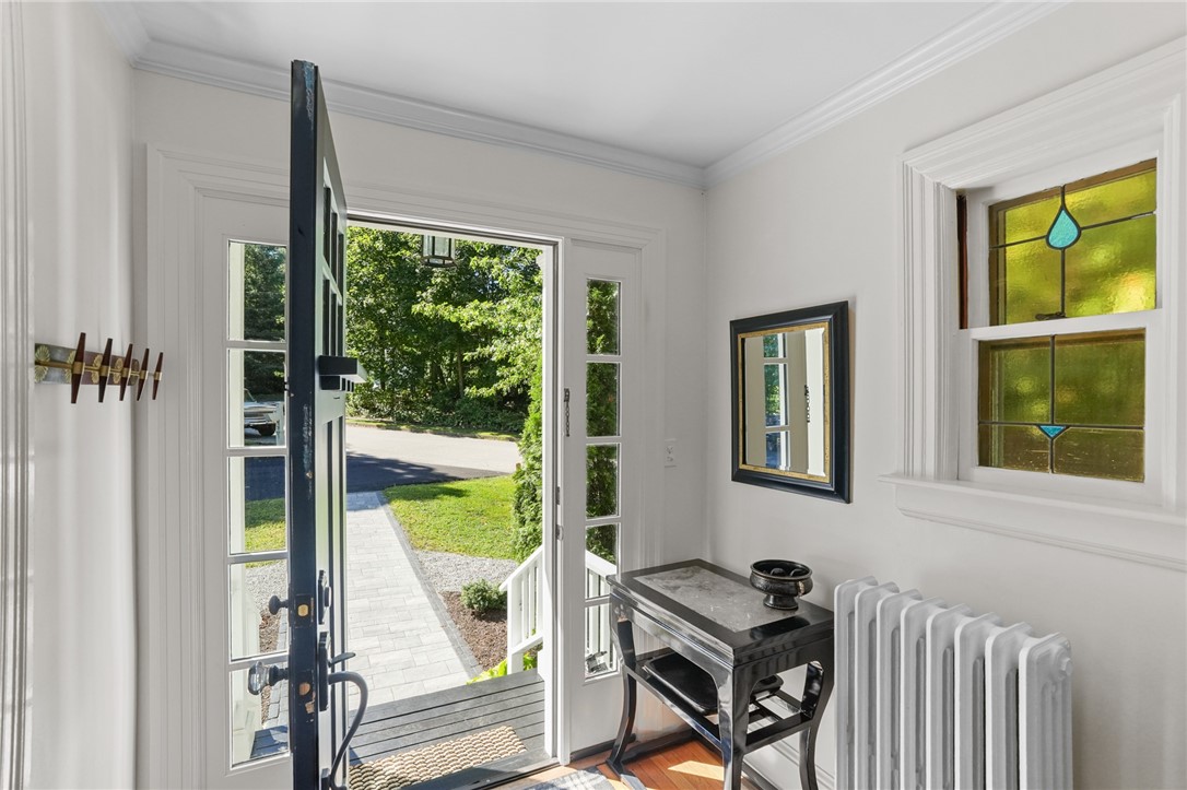97 Cowesett Road Warwick, RI 02886 - Photo 4 of 48
