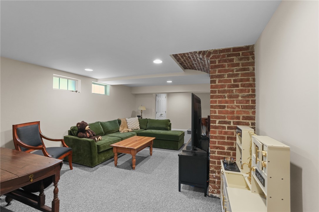 97 Cowesett Road Warwick, RI 02886 - Photo 43 of 48