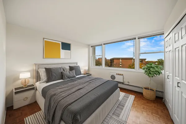 $199,900 | 5975 North Odell Avenue, Unit 5C, Chicago, IL 60631