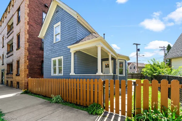 $2,800 | 1913 Fulton Road, Cleveland, OH 44113