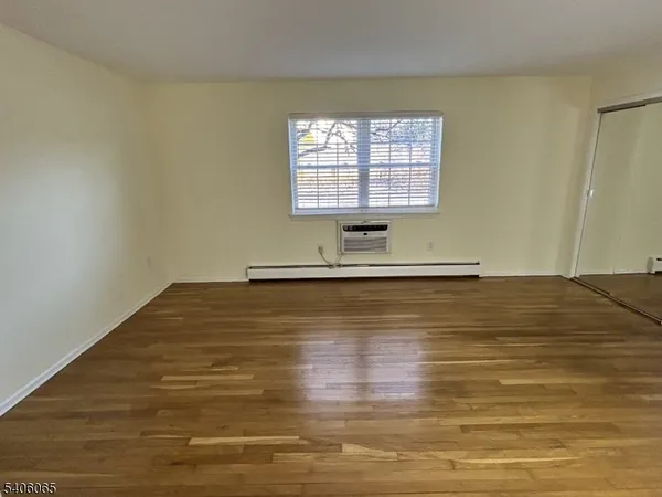 $2,300 | 320 South Street, Unit E, Morristown, NJ 07960