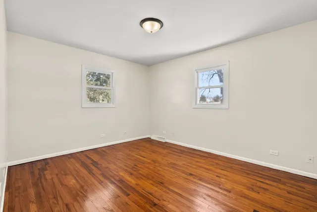 $229,000 | 821 Penfield Avenue, Joliet, IL 60433