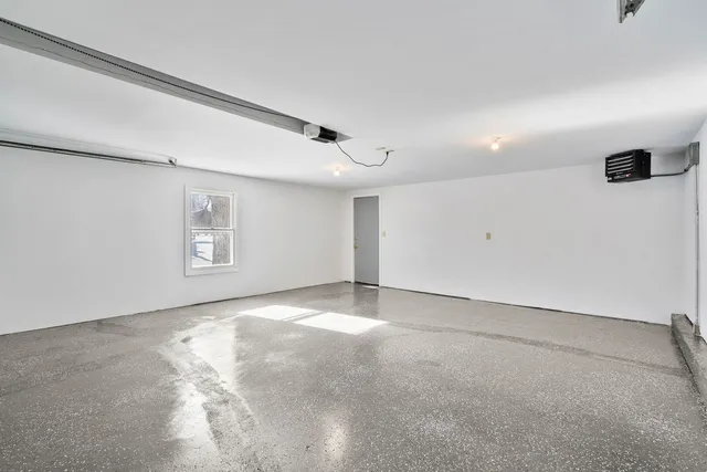 $229,000 | 821 Penfield Avenue, Joliet, IL 60433