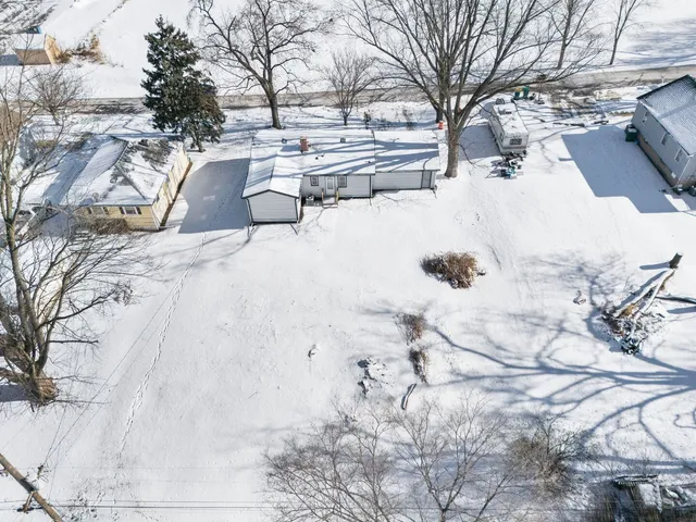 $229,000 | 821 Penfield Avenue, Joliet, IL 60433