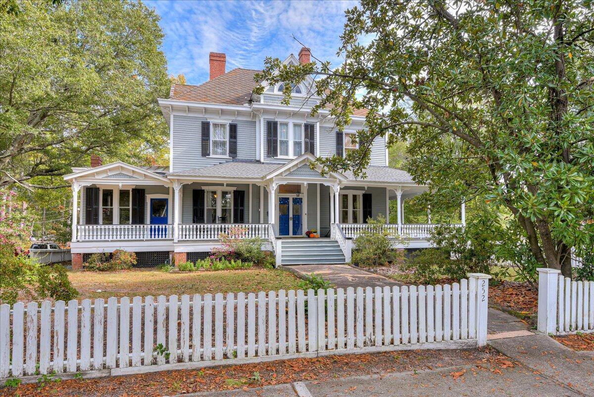 252 Laurens Street Northwest Aiken, SC 29801 - Photo 1 of 34