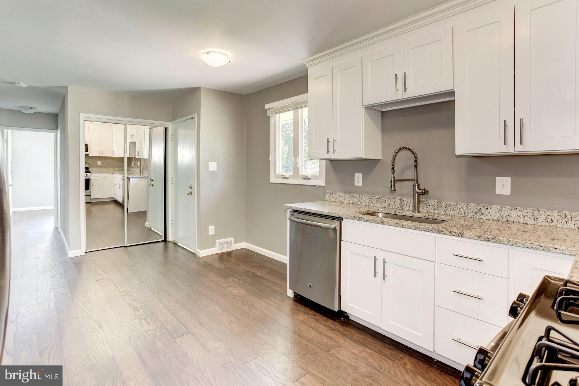 7414 Gresham Street Springfield, VA 22151 - Photo 5 of 24