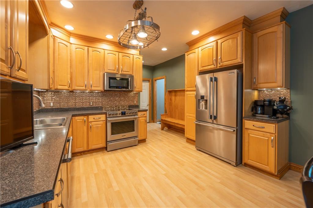 460 Back Creek Road Champion, PA 15622 - Photo 9 of 48 Gallery Image 9