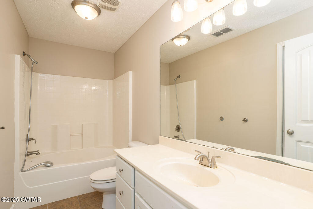 17 Rugby Cove Jackson, TN 38305 - Photo 14 of 24 17Rugby-0038-Edit