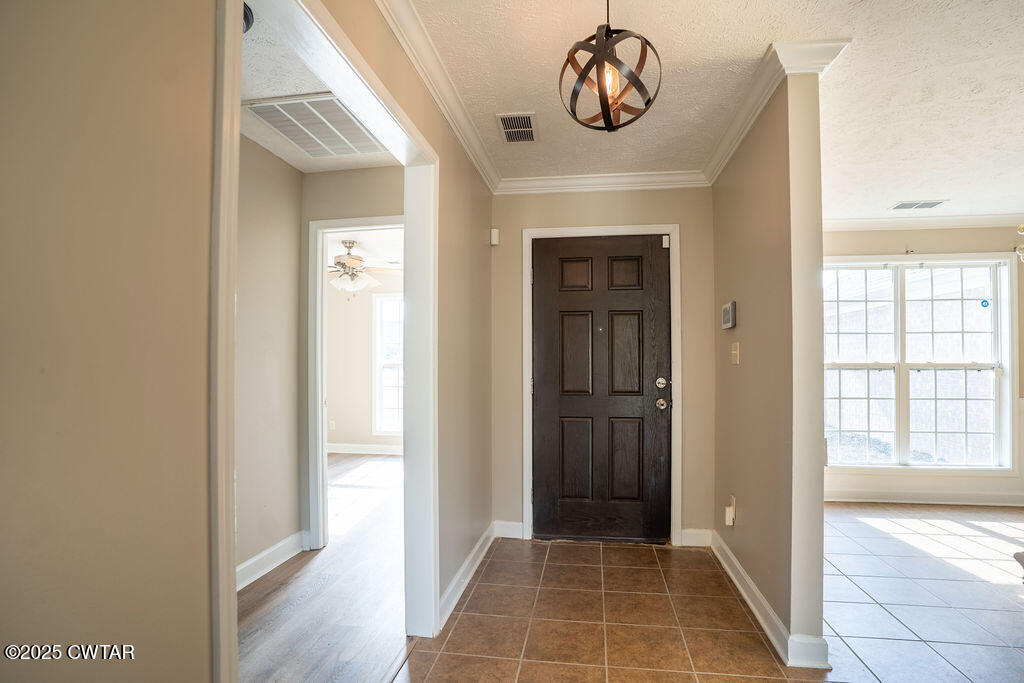 17 Rugby Cove Jackson, TN 38305 - Photo 3 of 24 17Rugby-0041-HDR