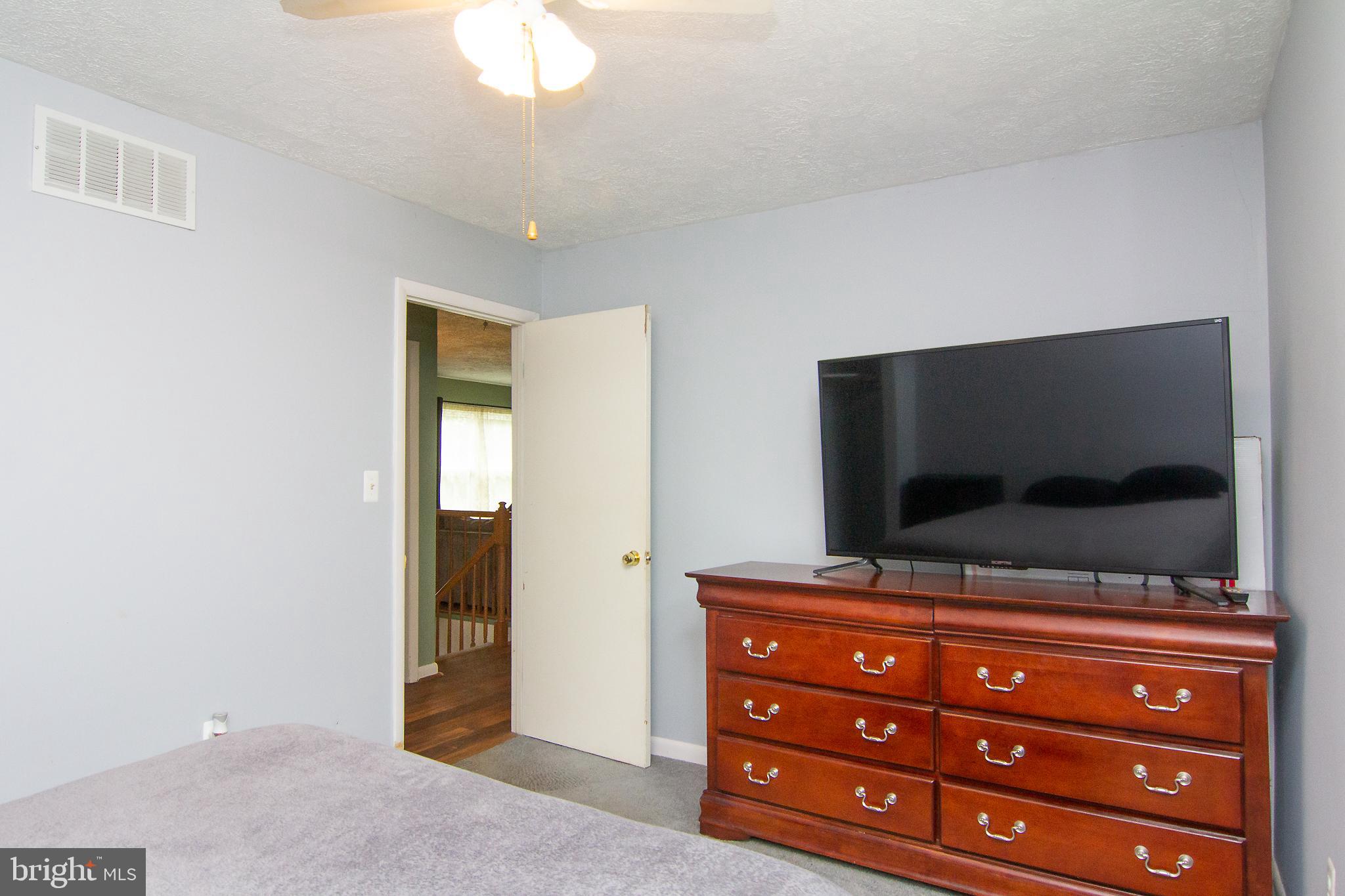 4506 Black Rock Road Hampstead, MD 21074 - Photo 14 of 30 Main level Bedroom II