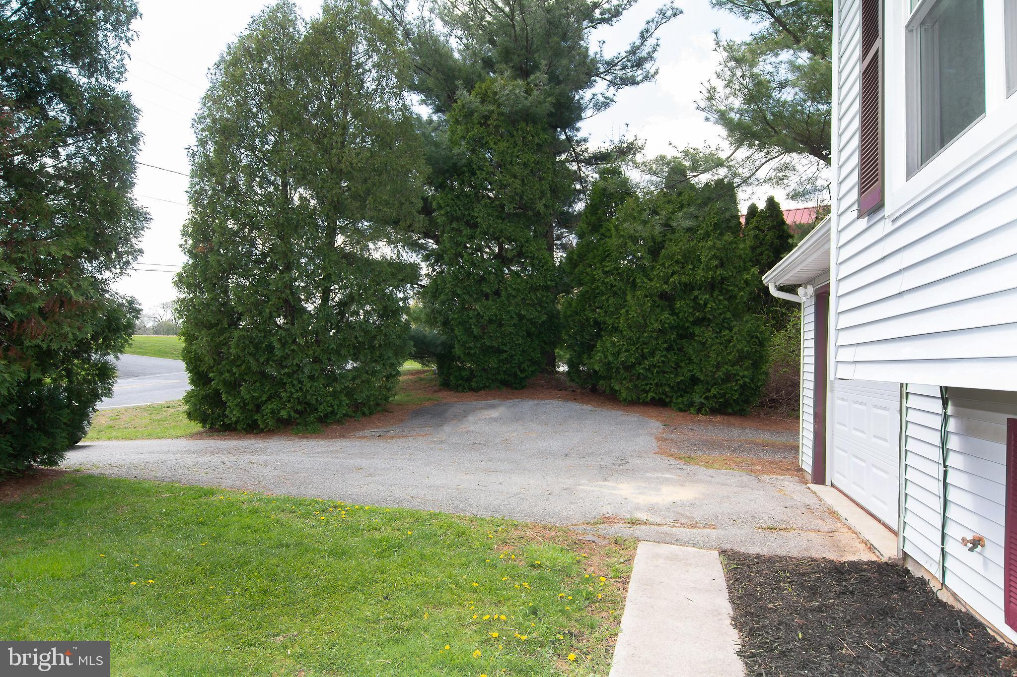 4506 Black Rock Road Hampstead, MD 21074 - Photo 28 of 30 Lots of parking!