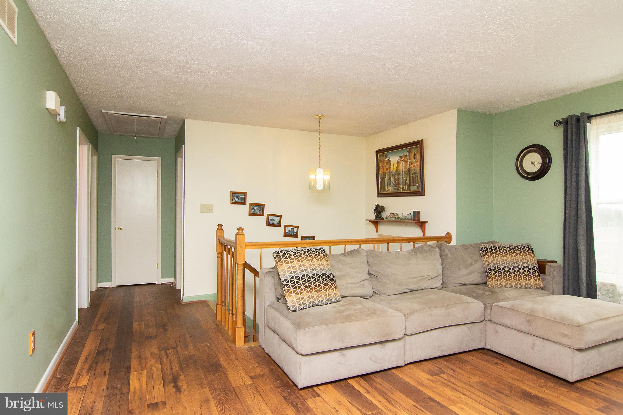 4506 Black Rock Road Hampstead, MD 21074 - Photo 4 of 30 Main level Living Room