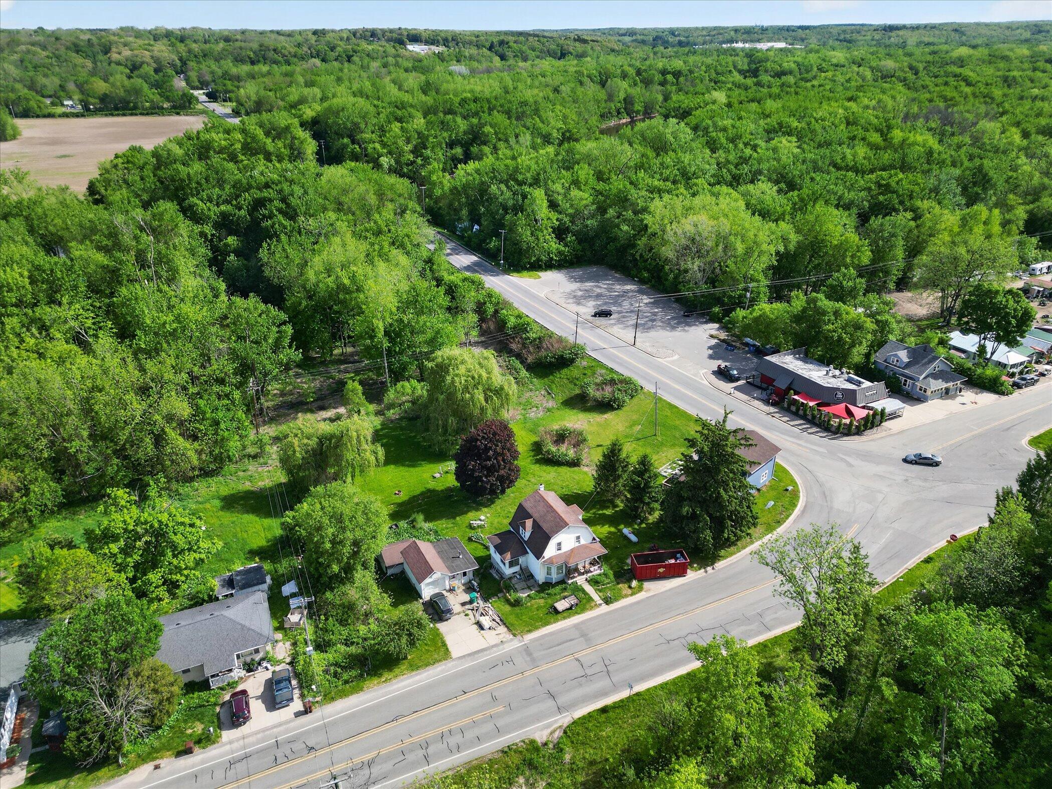 1387 East Riverside Drive Ionia, MI 48846 - Photo 15 of 60 47-1387-E-Riverside-Dr-Ionia-MI-48846-Wi