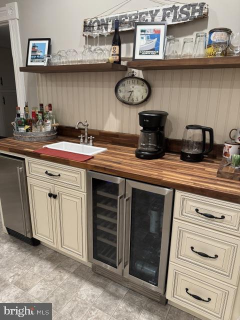 1109 Locust Street Cambridge, MD 21613 - Photo 22 of 55 Drink station with filtered water