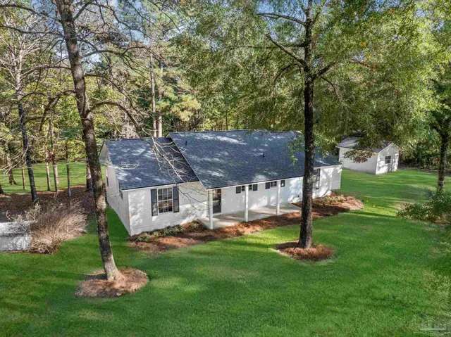 $275,000 | 195 Miller Road, DeFuniak Springs, FL 32435