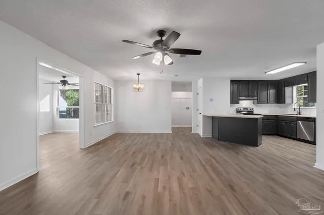 $275,000 | 195 Miller Road, DeFuniak Springs, FL 32435