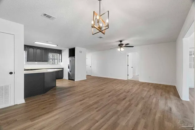 $275,000 | 195 Miller Road, DeFuniak Springs, FL 32435