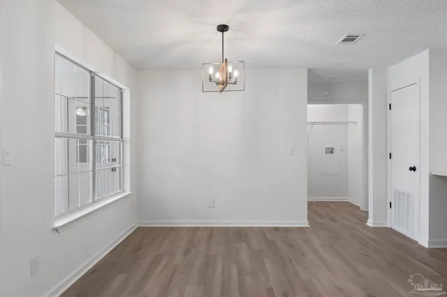 $275,000 | 195 Miller Road, DeFuniak Springs, FL 32435