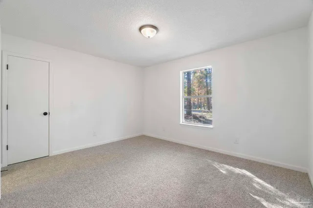 $275,000 | 195 Miller Road, DeFuniak Springs, FL 32435