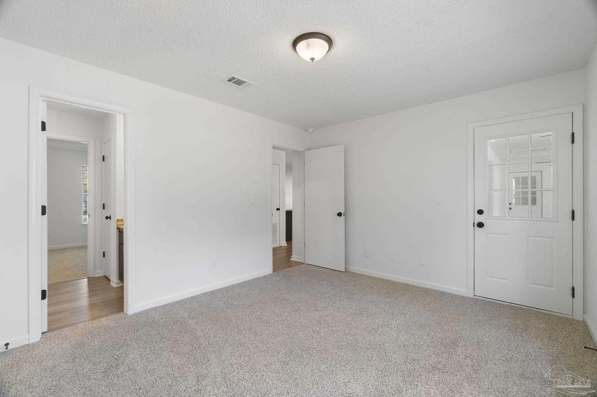 195 Miller Road DeFuniak Springs, FL 32435 - Photo 24 of 50 a view of an empty room