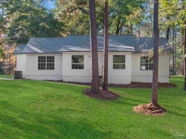 $275,000 | 195 Miller Road, DeFuniak Springs, FL 32435