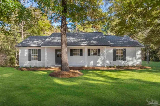 $275,000 | 195 Miller Road, DeFuniak Springs, FL 32435