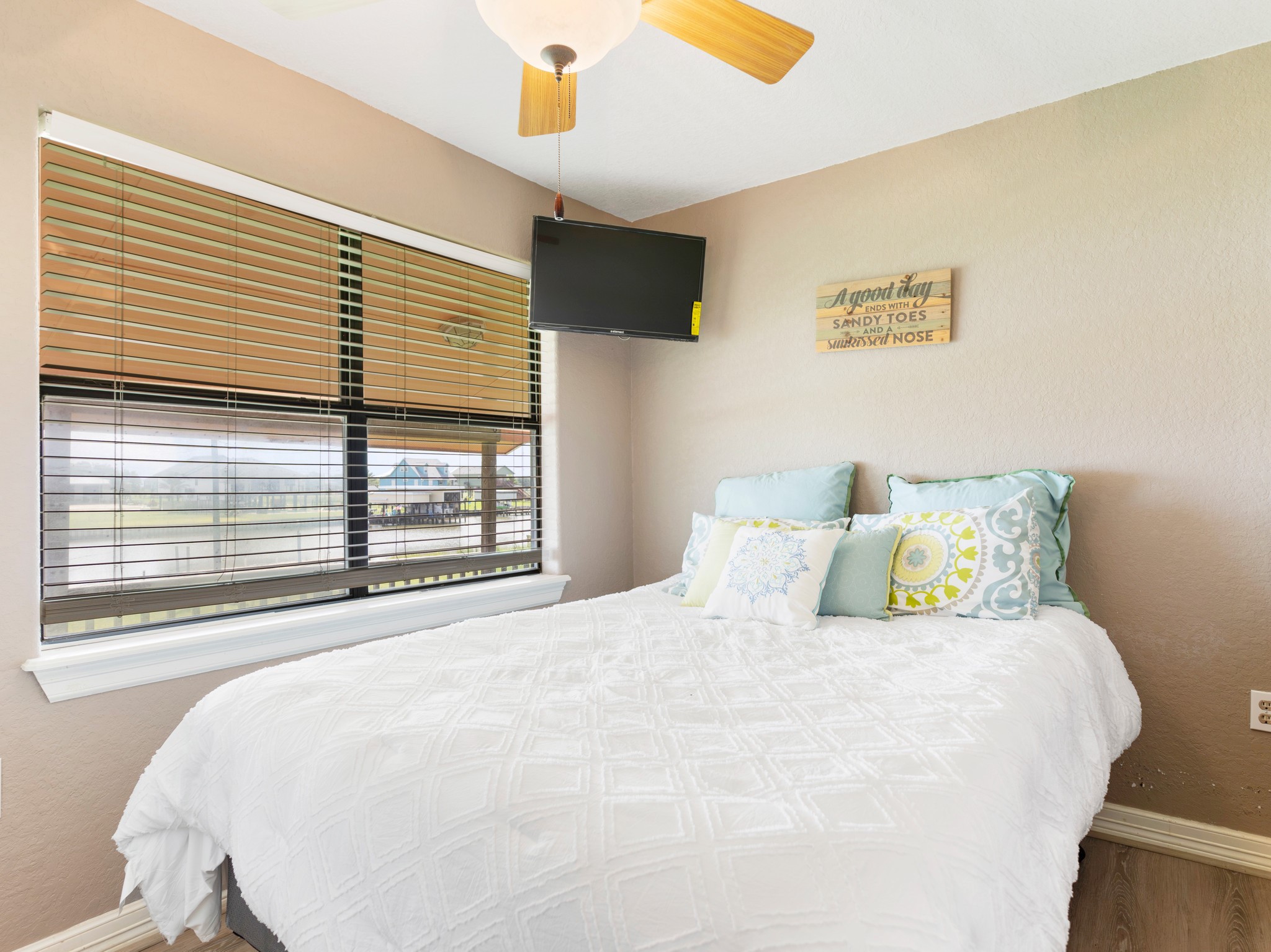 2342 County Road 297 Sargent, TX 77414 - Photo 18 of 41