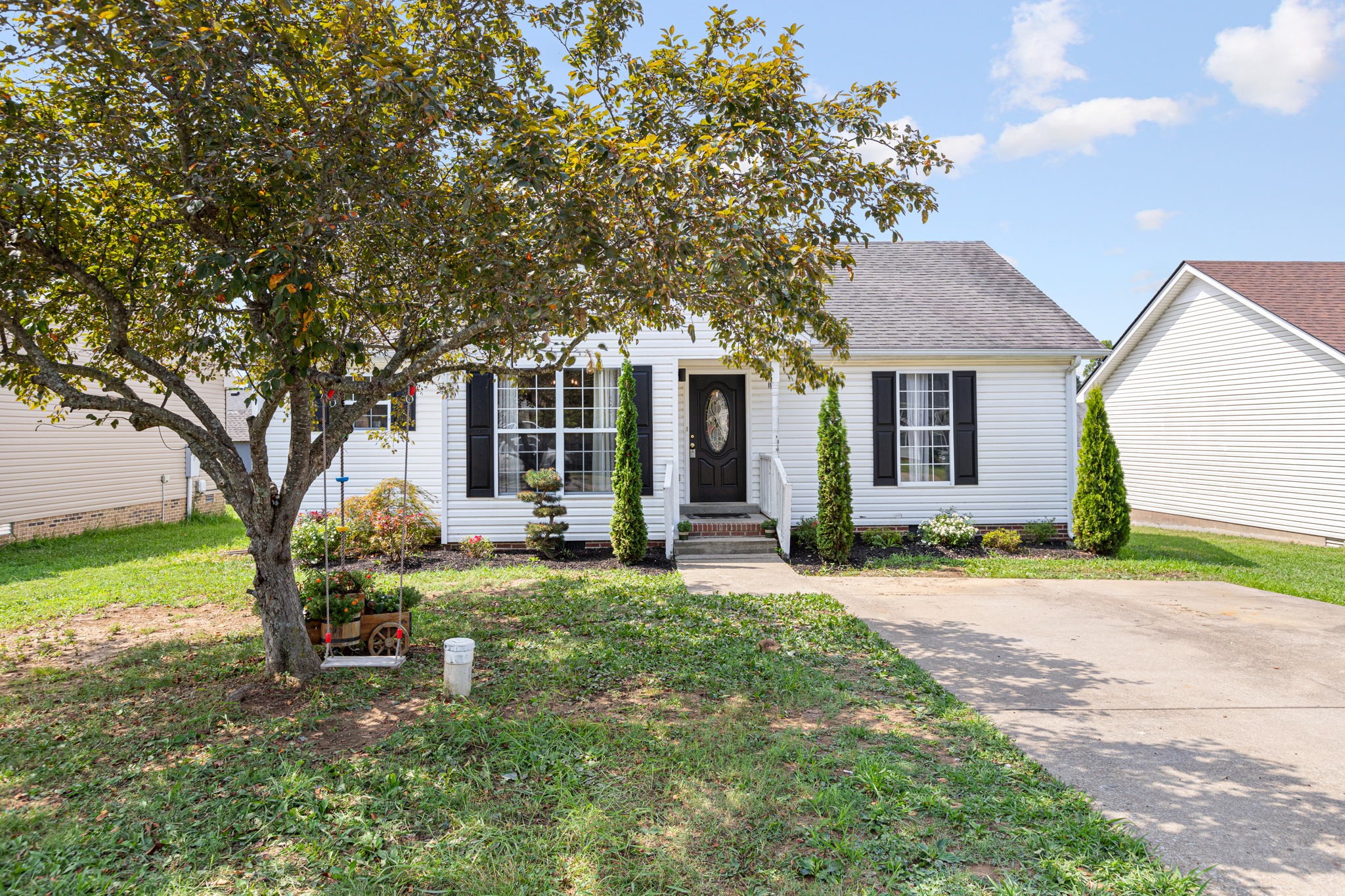 336 Bandera Lane Springfield, TN 37172 - Photo 1 of 18