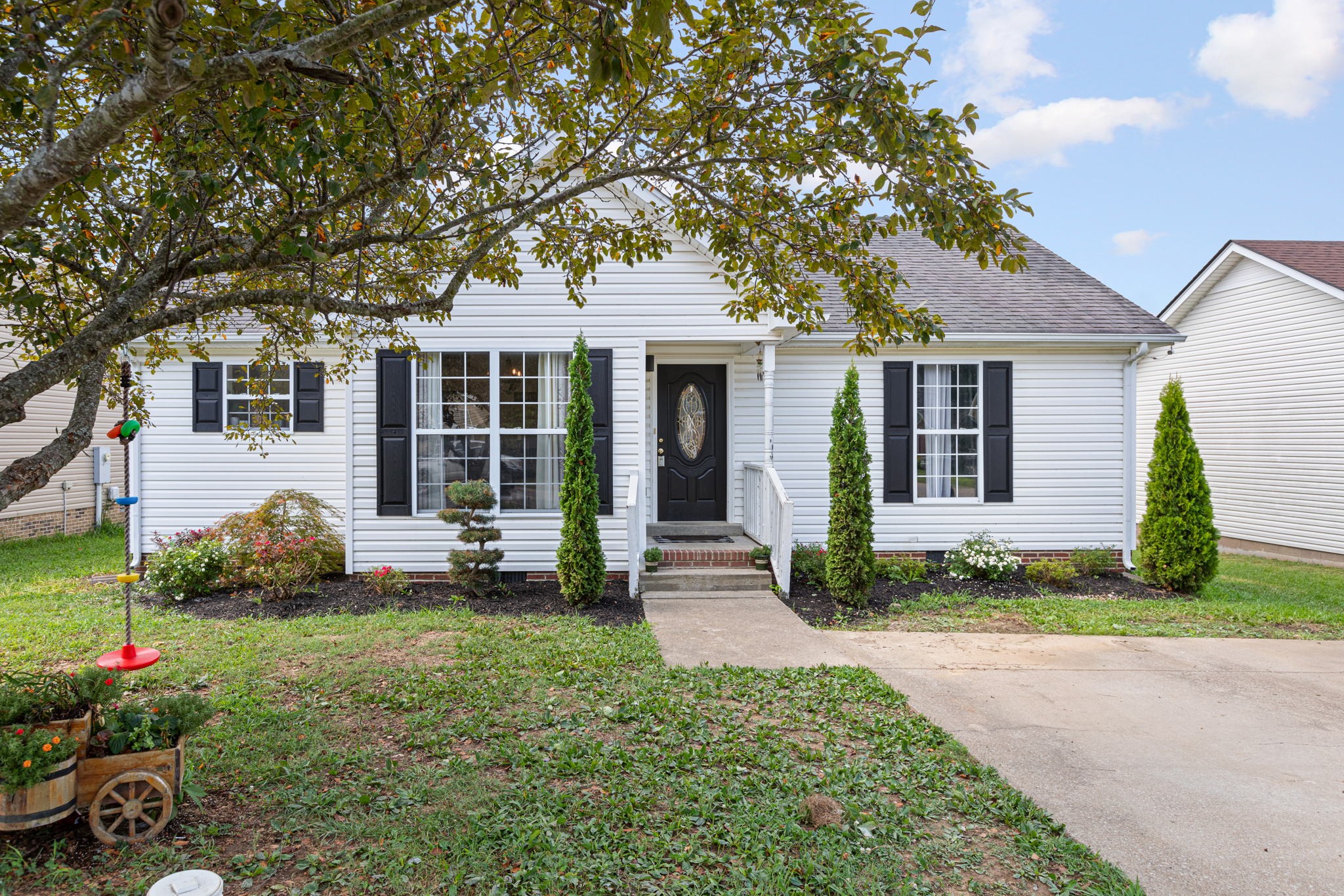 336 Bandera Lane Springfield, TN 37172 - Photo 3 of 18