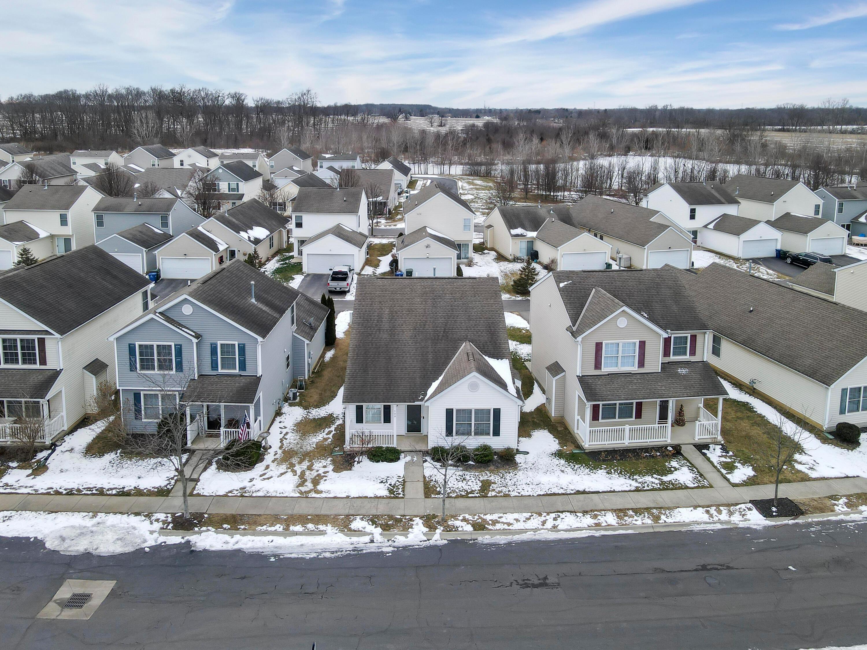 599 Rockets Street, Unit 149 Galloway, OH 43119 - Photo 5 of 49 DJI_0098