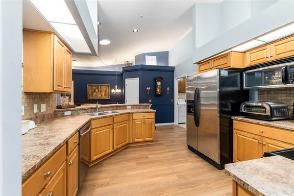 $565,000 | 3448 Northwest 68 Road, Gainesville, FL 32653