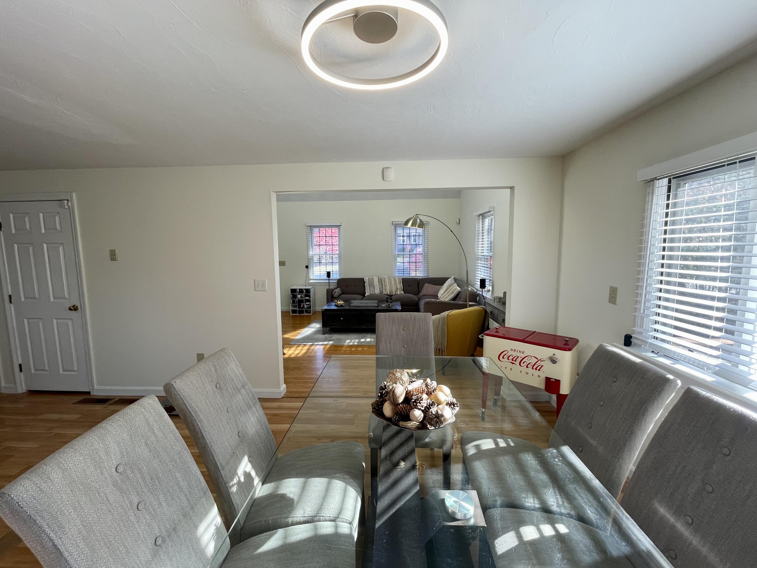 97 Braley Jenkins Road Centerville, MA 02632 - Photo 15 of 39 a living room with furniture