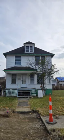 $35,000 | 199 Waverly, Highland Park, MI 48203