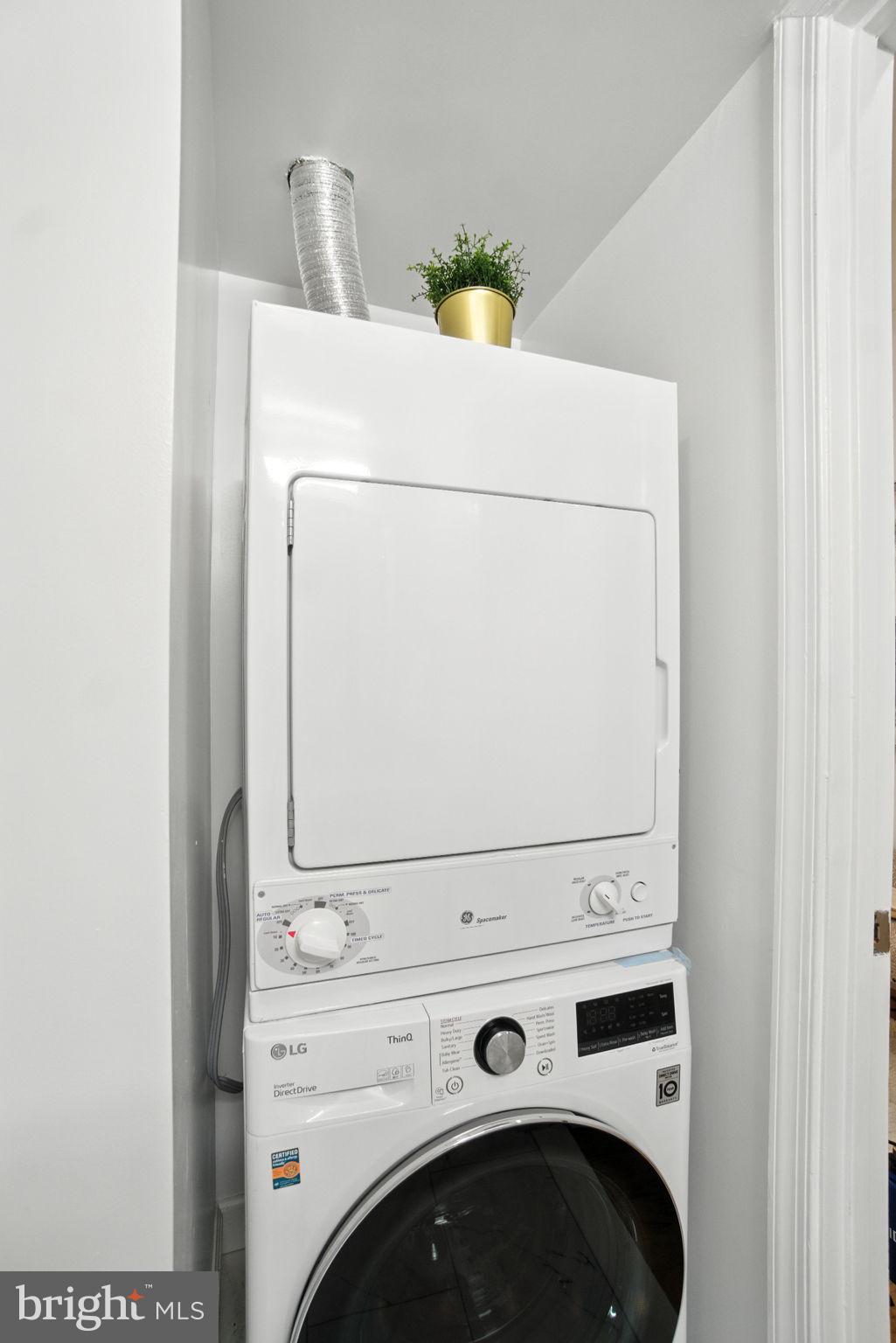 1072 30th Street Northwest Washington, DC 20007 - Photo 13 of 18