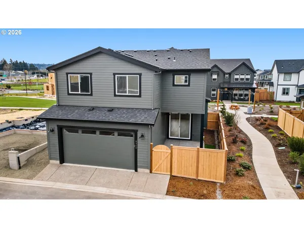 a house view with a outdoor space
