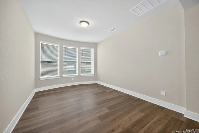 $1,900 | 15535 Comanche Deer, San Antonio, TX 78233