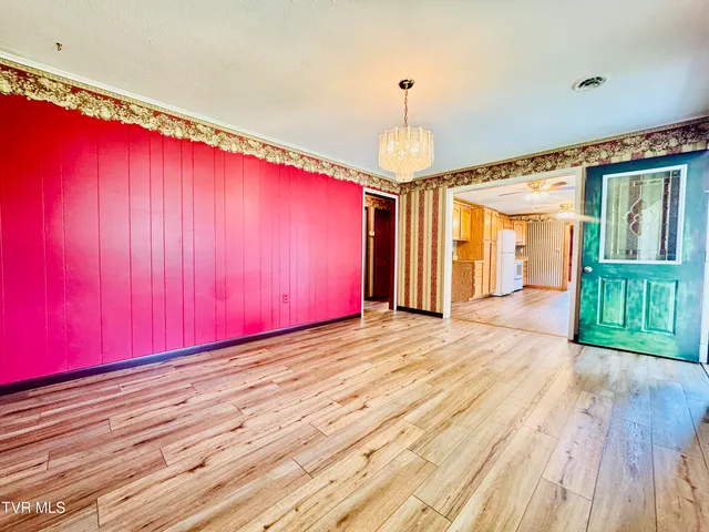 $319,931 | 923 Muddy Creek Road, Piney Flats, TN 37686