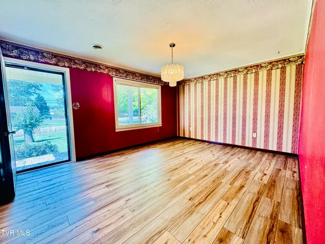 $319,931 | 923 Muddy Creek Road, Piney Flats, TN 37686