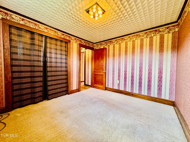 $319,931 | 923 Muddy Creek Road, Piney Flats, TN 37686