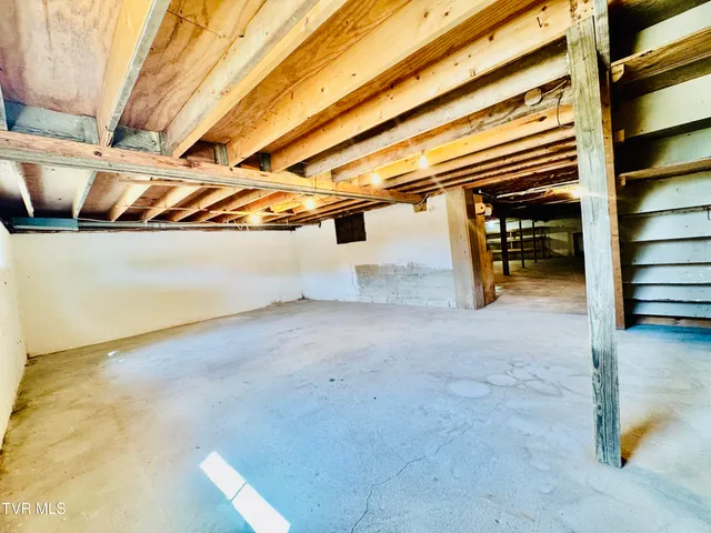 $319,931 | 923 Muddy Creek Road, Piney Flats, TN 37686