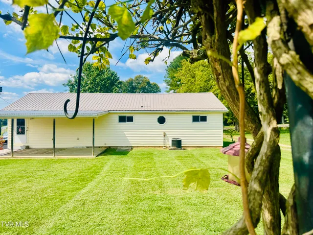 $319,931 | 923 Muddy Creek Road, Piney Flats, TN 37686