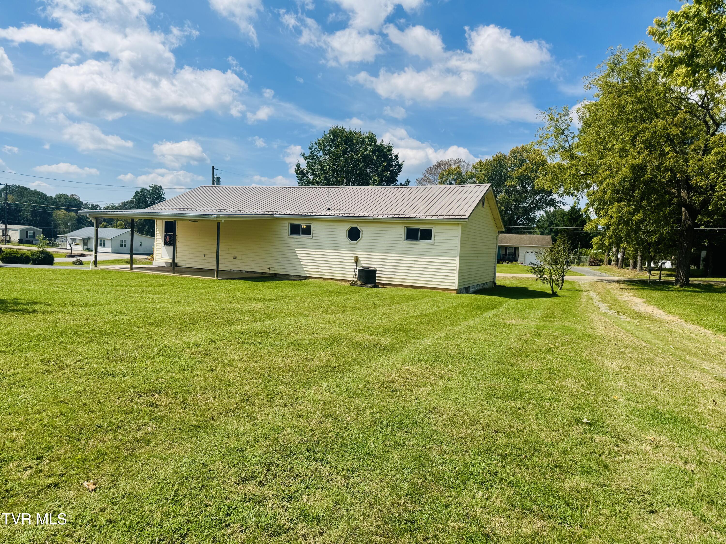 923 Muddy Creek Road Piney Flats, TN 37686 - Photo 29 of 74 IMG_3035