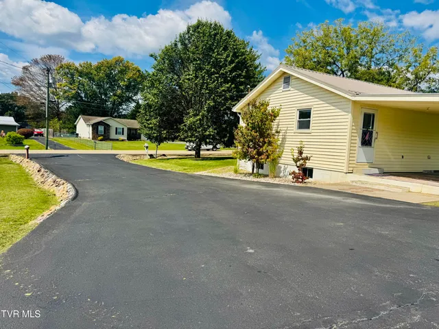 $319,931 | 923 Muddy Creek Road, Piney Flats, TN 37686